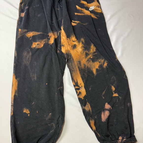 Nike Jogger Sweatpants Size Large Lightweight Bleach Tie Dye Drawstring - Picture 2 of 7